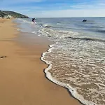 Peaceful Near בית נופש Isigny-le-Buat