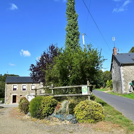 Peaceful Near * Isigny-le-Buat