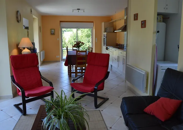 Peaceful Near Сasa de vacaciones Isigny-le-Buat