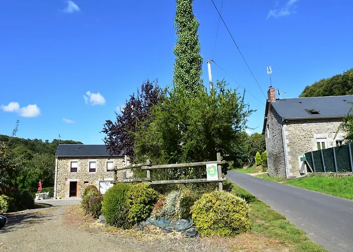 Peaceful Near * Isigny-le-Buat
